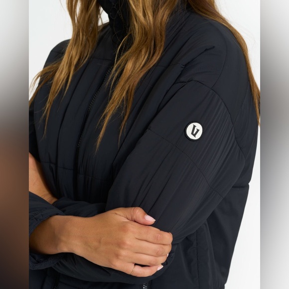 NWT VUORI Canyon Insulated Jacket - Picture 5 of 8